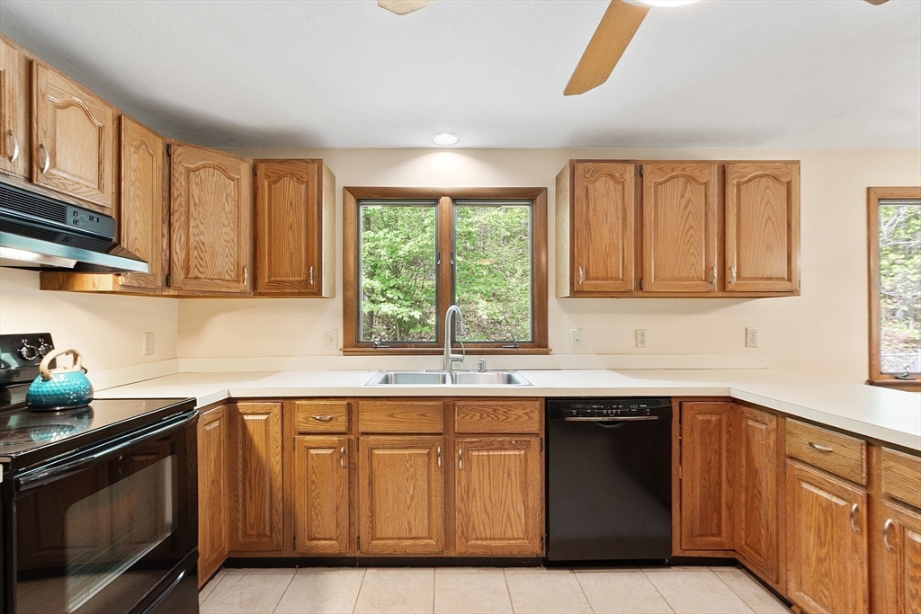 25 Williams Road Fitchburg, MA 01420 - Photo 17 of 38 Gallery Image 17