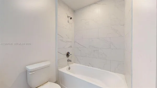 $2,100 | 519 Southwest 5th Avenue, Unit 203, Miami, FL 33130