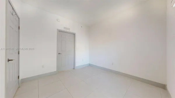 $2,100 | 519 Southwest 5th Avenue, Unit 203, Miami, FL 33130