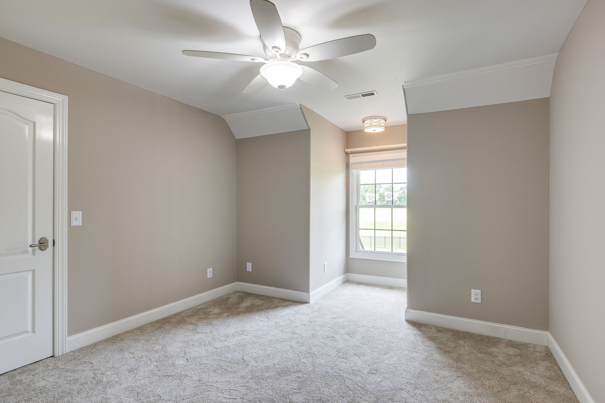 611 Ridgecrest Lane Lebanon, TN 37087 - Photo 33 of 46 Gallery Image 33