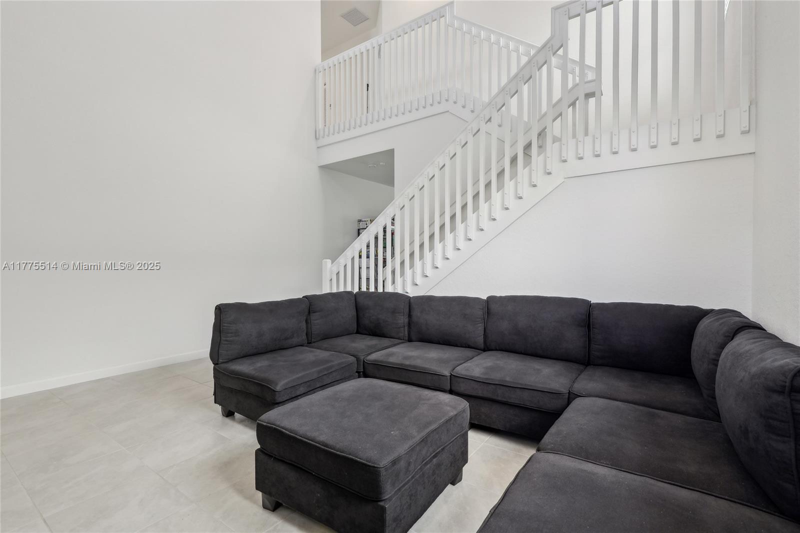 12972 Southwest 229th Street Miami, FL 33170 - Photo 8 of 28