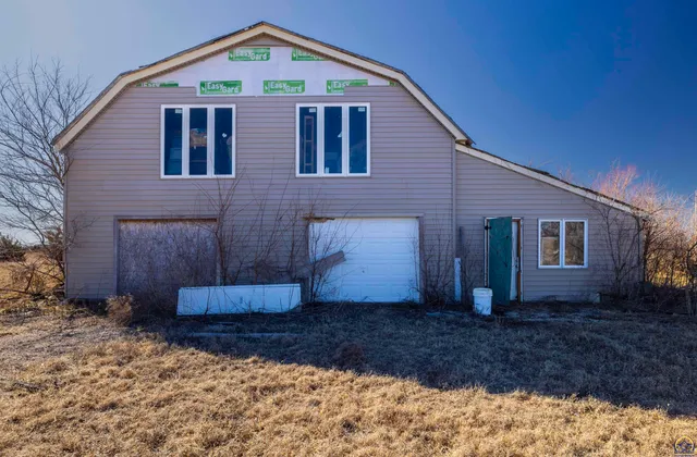 $109,000 | 7737 Southwest Crawford Road, Auburn, KS 66402
