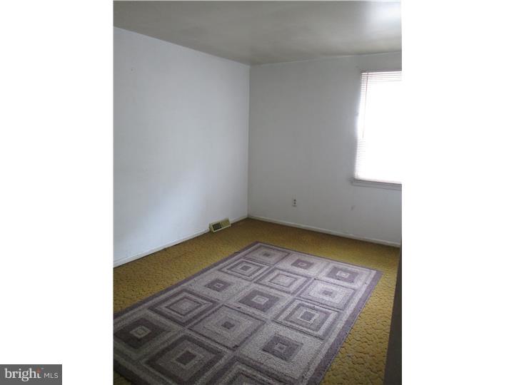 1337 Rainer Road Brookhaven, PA 19015 - Photo 16 of 21 Bedroom 3