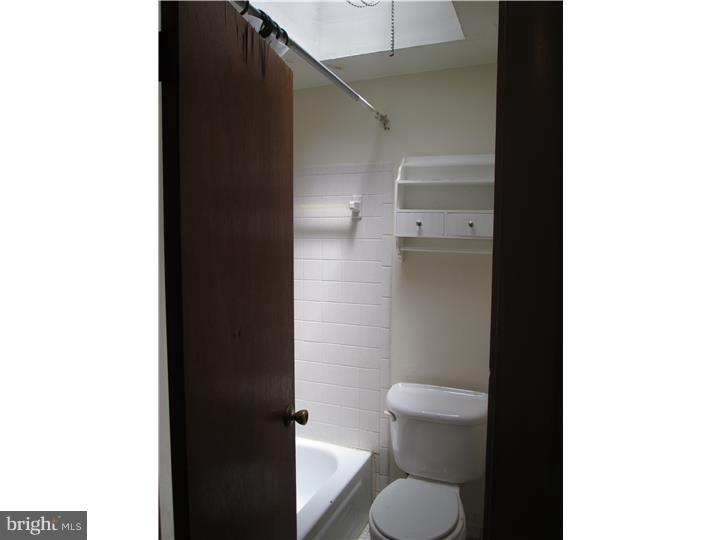 1337 Rainer Road Brookhaven, PA 19015 - Photo 18 of 21 Bathroom