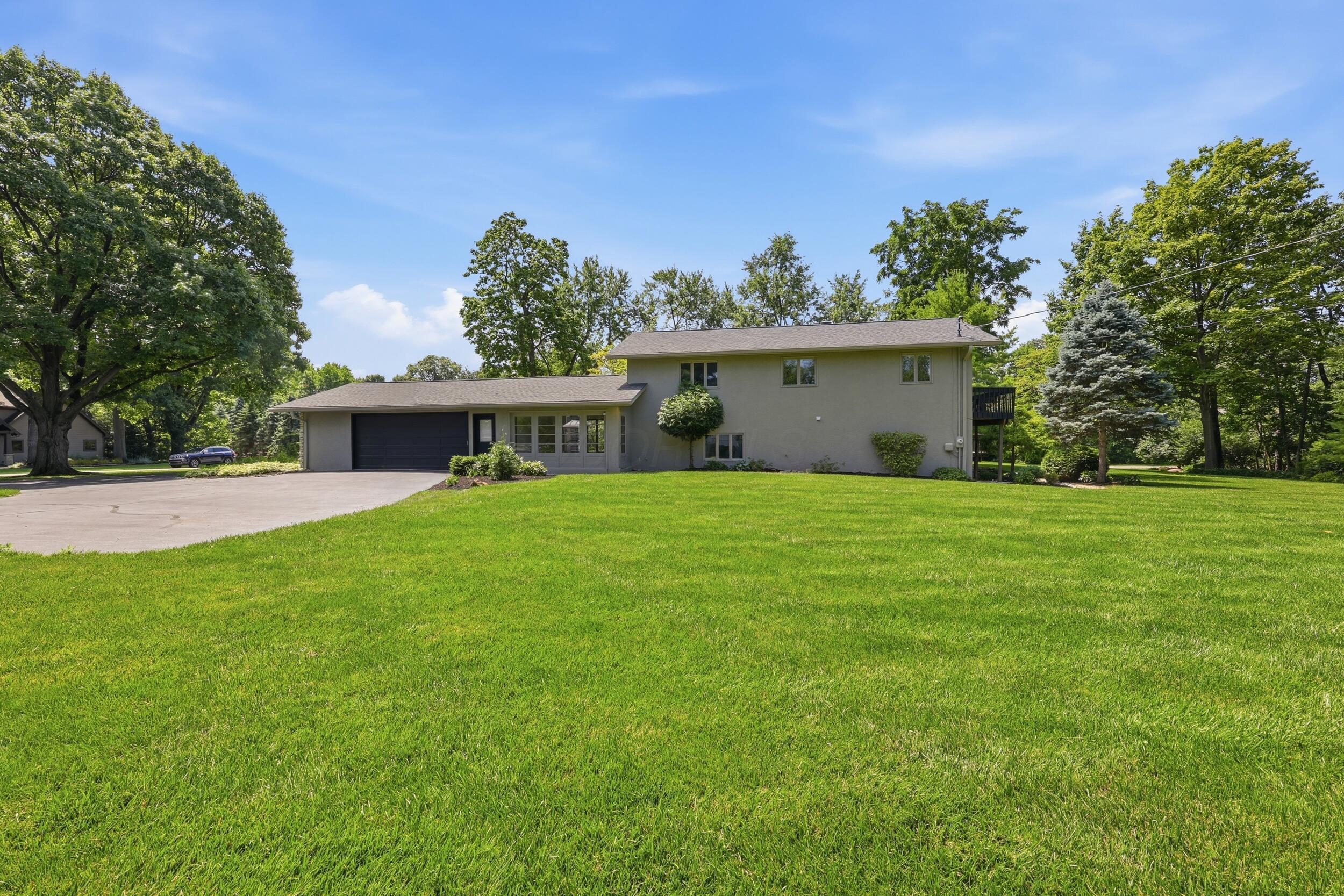 4499 Summit Ridge Road Upper Arlington, OH 43220 - Photo 53 of 76 Exterior Rear