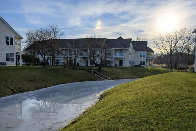 $149,000 | 959 Misty Glen Drive, Valparaiso, IN 46385