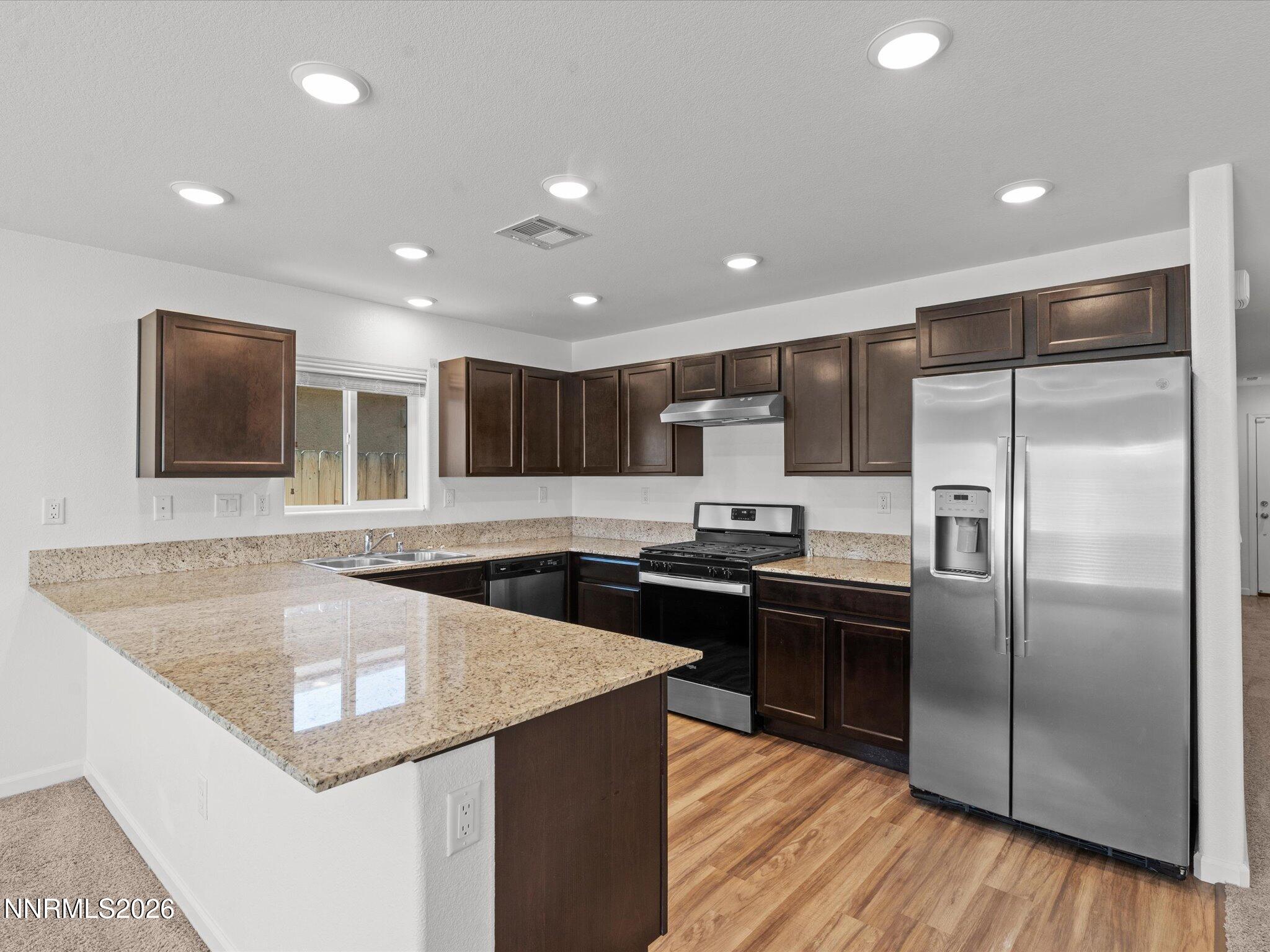 9324 Mcdermitt Road Reno, NV 89506 - Photo 6 of 22 13-9324 McDermitt Rd-225-45-209
