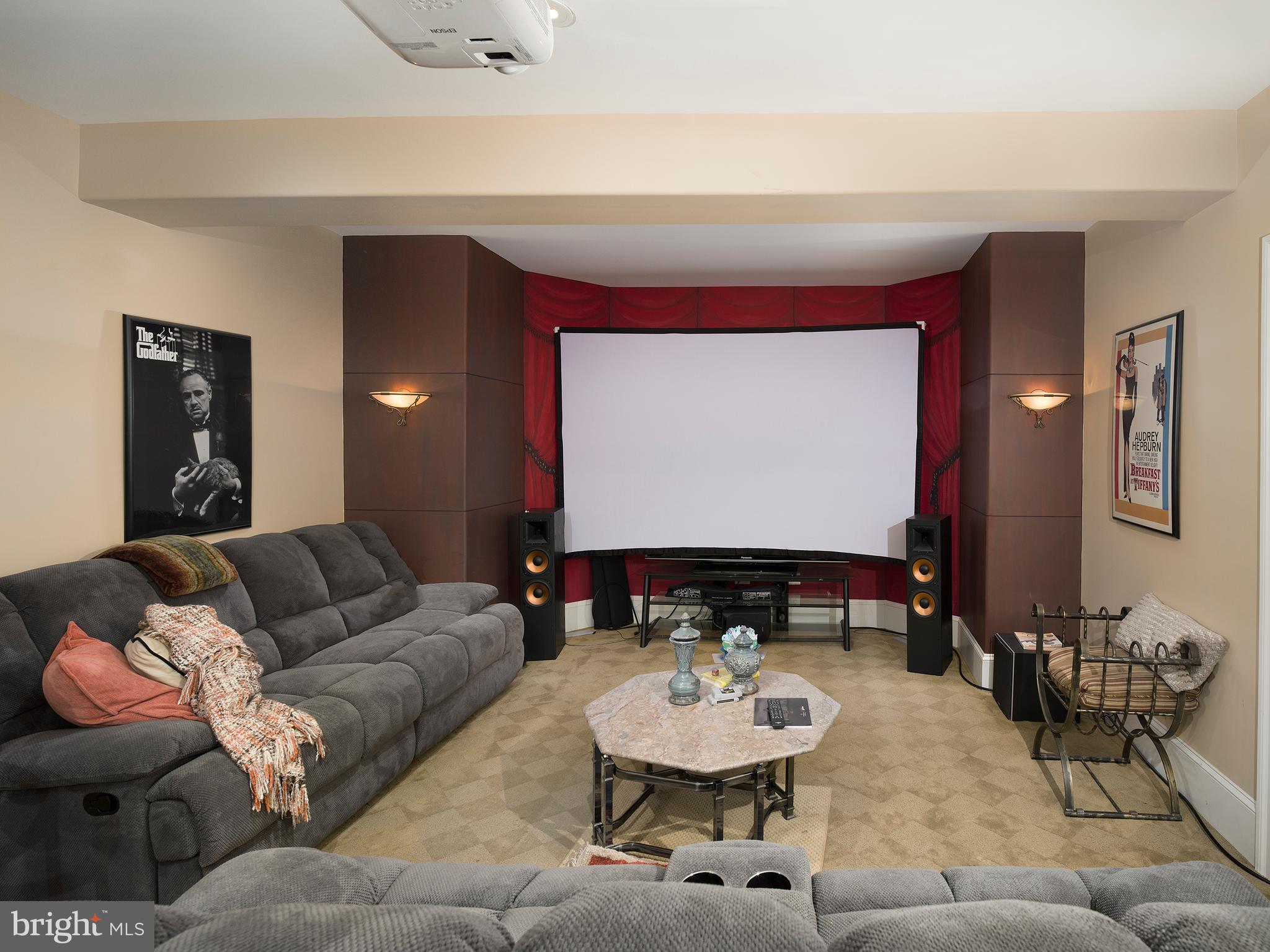805 Montparnasse Place Newtown Square, PA 19073 - Photo 10 of 13 a living room with furniture and white walls