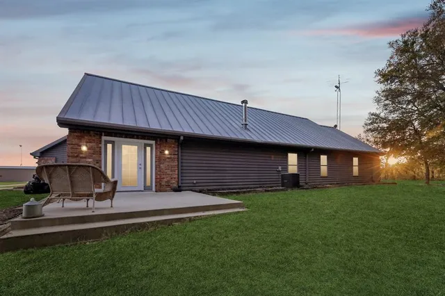 a house view with a garden space