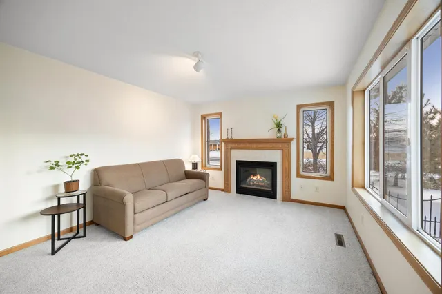 $249,900 | 607 8th Street Northeast, Unit A, Buffalo, MN 55313