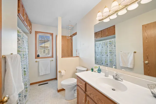 $249,900 | 607 8th Street Northeast, Unit A, Buffalo, MN 55313