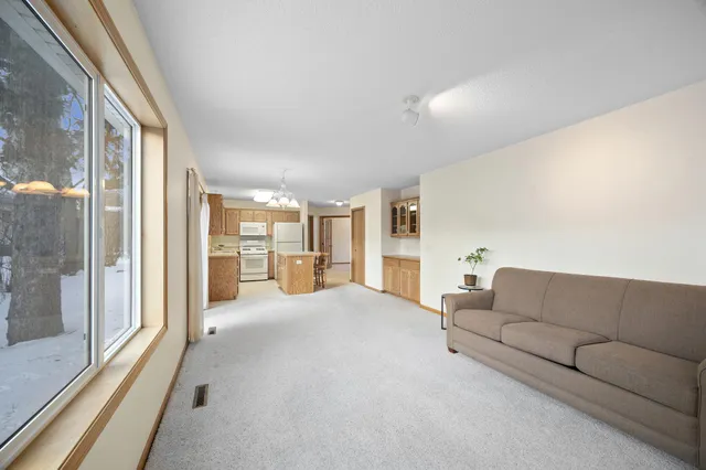 $249,900 | 607 8th Street Northeast, Unit A, Buffalo, MN 55313