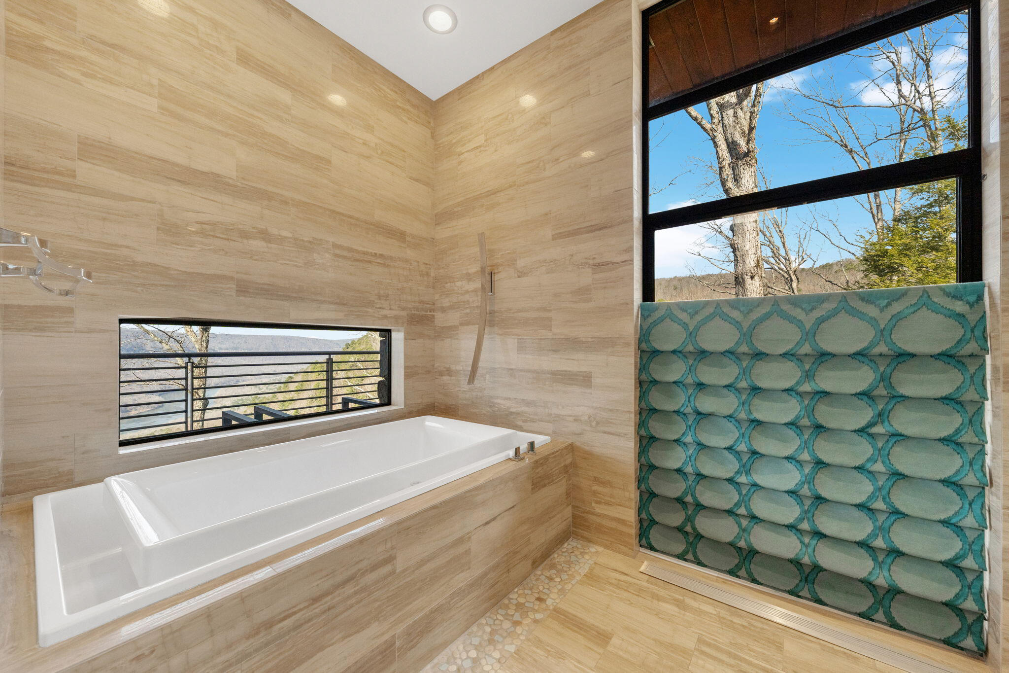 1000 Skillet Gap Road Chattanooga, TN 37419 - Photo 29 of 104 Primary Bath Infinity Tub