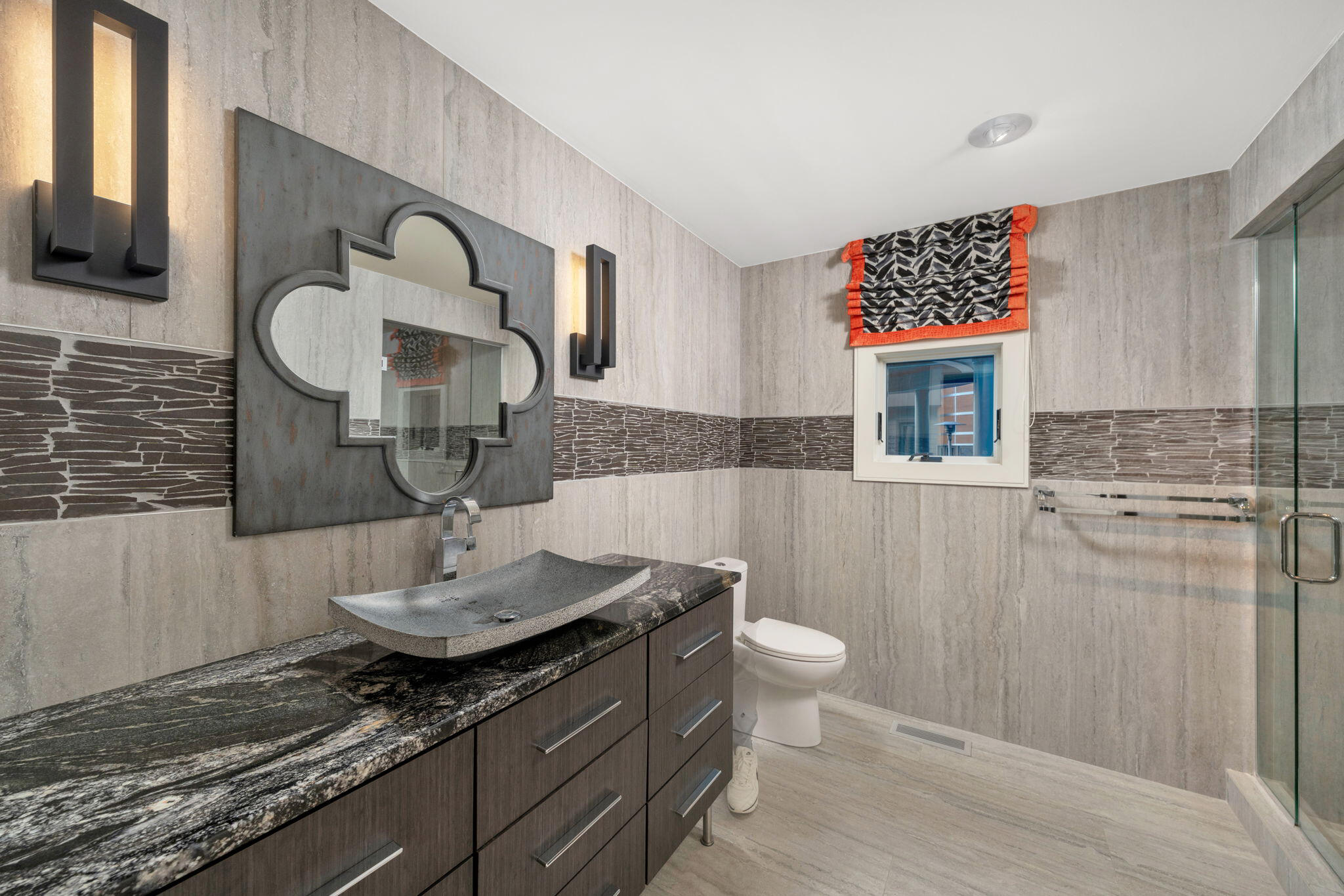 1000 Skillet Gap Road Chattanooga, TN 37419 - Photo 61 of 104 Guest Bedroom En-Suite