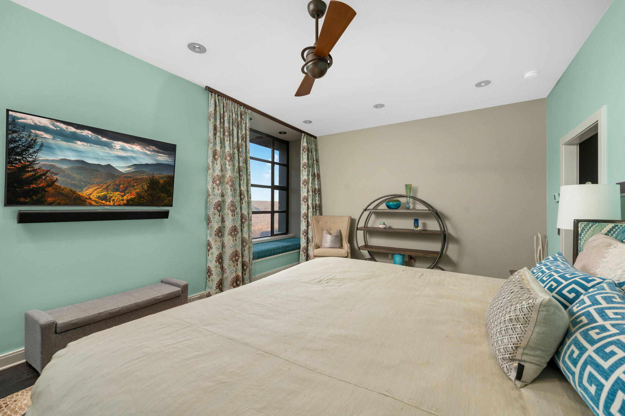 1000 Skillet Gap Road Chattanooga, TN 37419 - Photo 63 of 104 Guest Bedroom