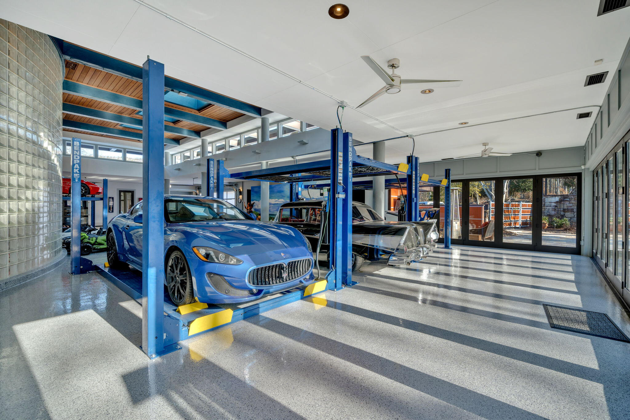1000 Skillet Gap Road Chattanooga, TN 37419 - Photo 65 of 104 Primary 14 Car Garage