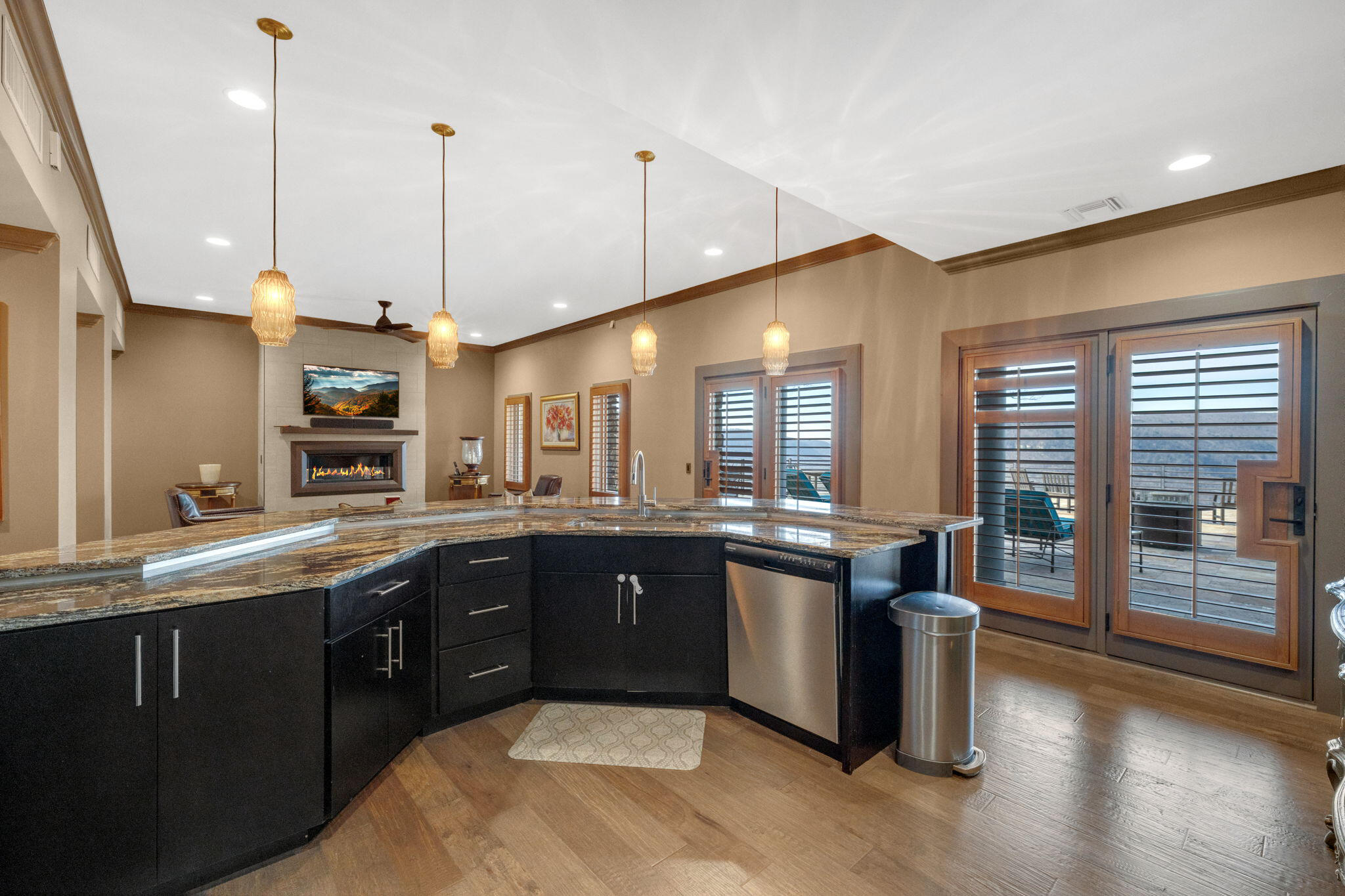 1000 Skillet Gap Road Chattanooga, TN 37419 - Photo 76 of 104 Terrace Level Kitchen