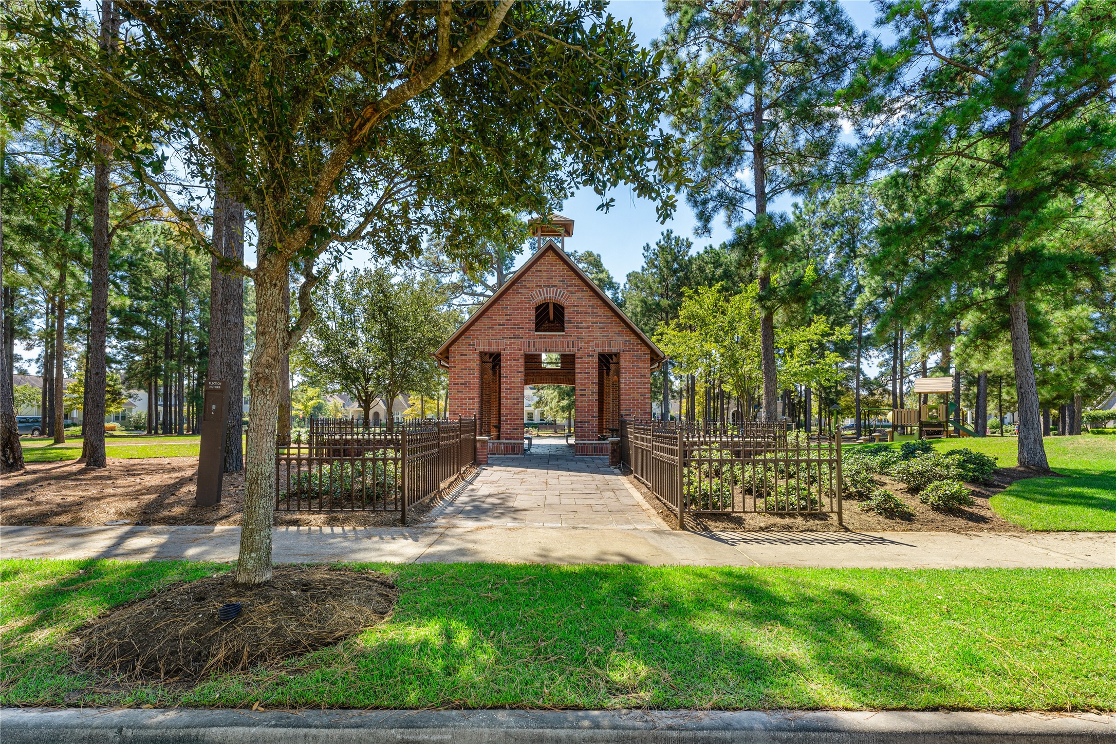 155 Rockwell Park Spring, TX 77389 - Photo 37 of 41 Walking distance to Rockwell Park!