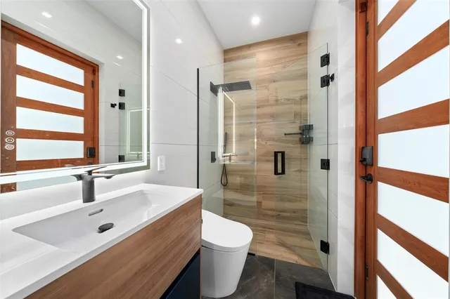 $6,375,000 | 2631 Northeast 48th Court, Lighthouse Point, FL 33064