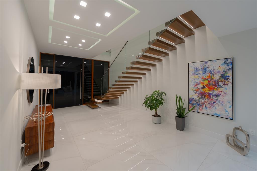 2631 Northeast 48th Court Lighthouse Point, FL 33064 - Photo 52 of 74 a view of entryway with workspace