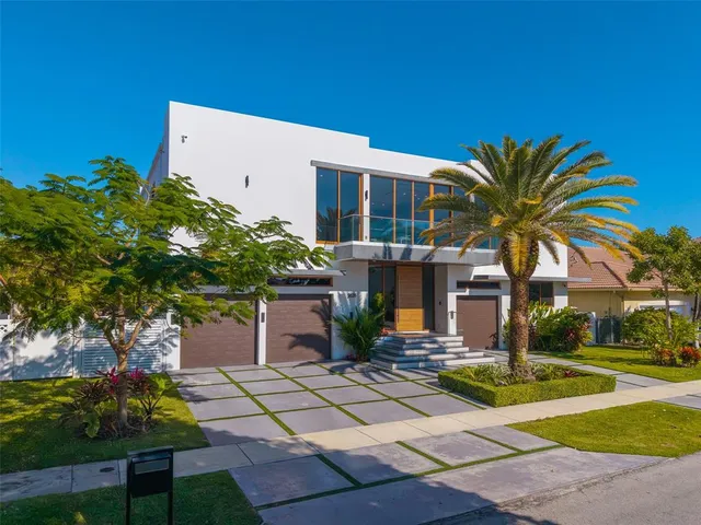 $6,375,000 | 2631 Northeast 48th Court, Lighthouse Point, FL 33064
