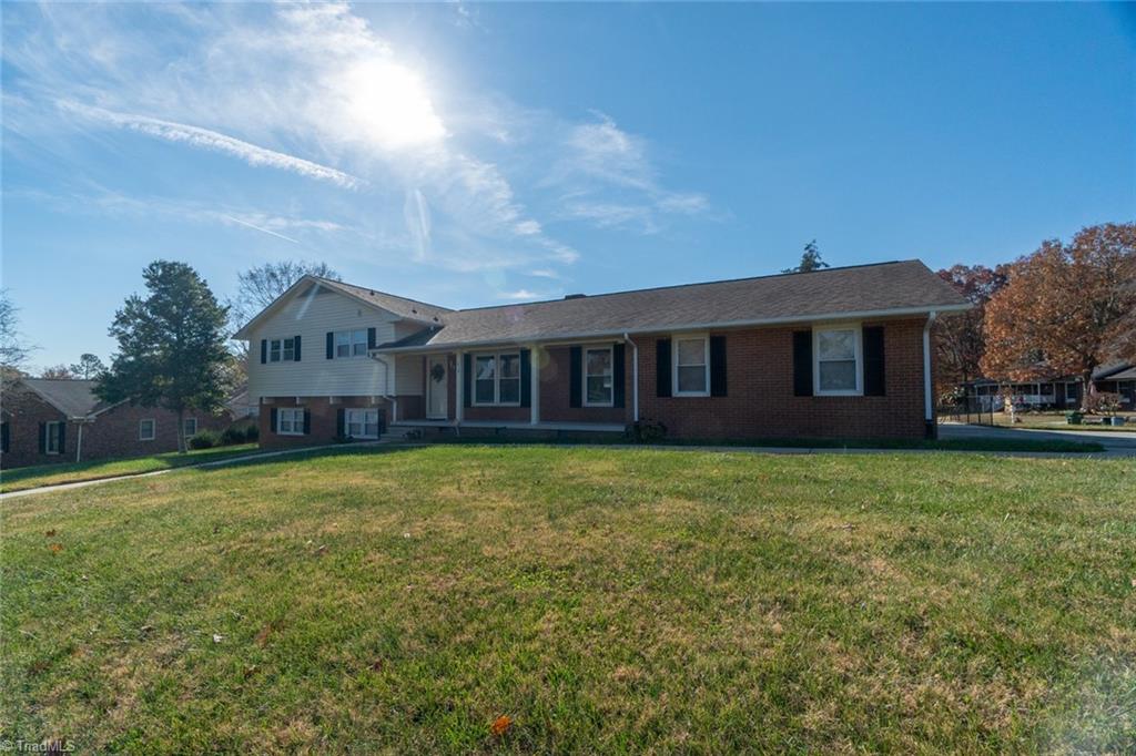 418 Ridgecrest Street Graham, NC 27253 - Photo 2 of 36 Gallery Image 2