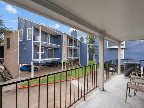 $1,600 | 18515 Egret Bay Boulevard, Unit 1101, Webster, TX 77058