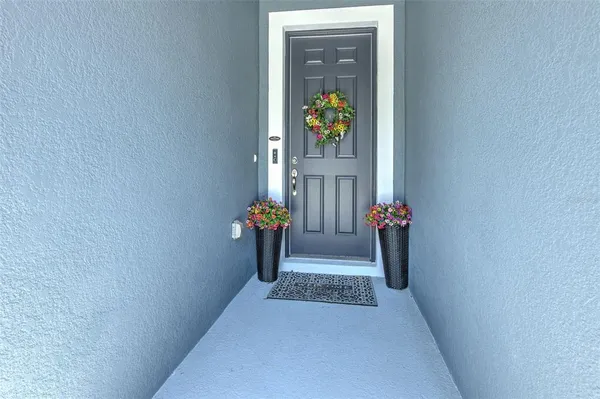 $2,300 | 34991 Mulrion Drive, Zephyrhills, FL 33541