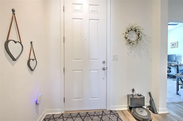 $2,300 | 34991 Mulrion Drive, Zephyrhills, FL 33541