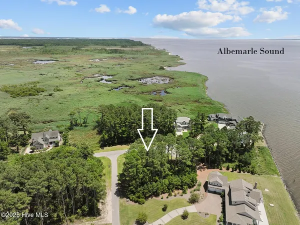 $377,777 | 101 Captain's Way, Powells Point, NC 27966