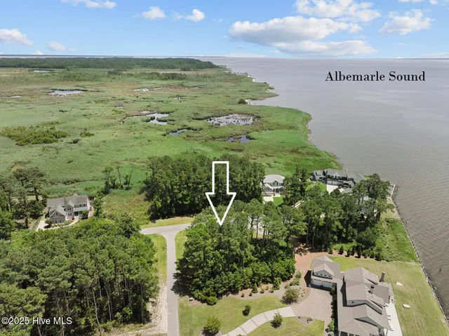 $337,777 | 101 Captain's Way, Powells Point, NC 27966