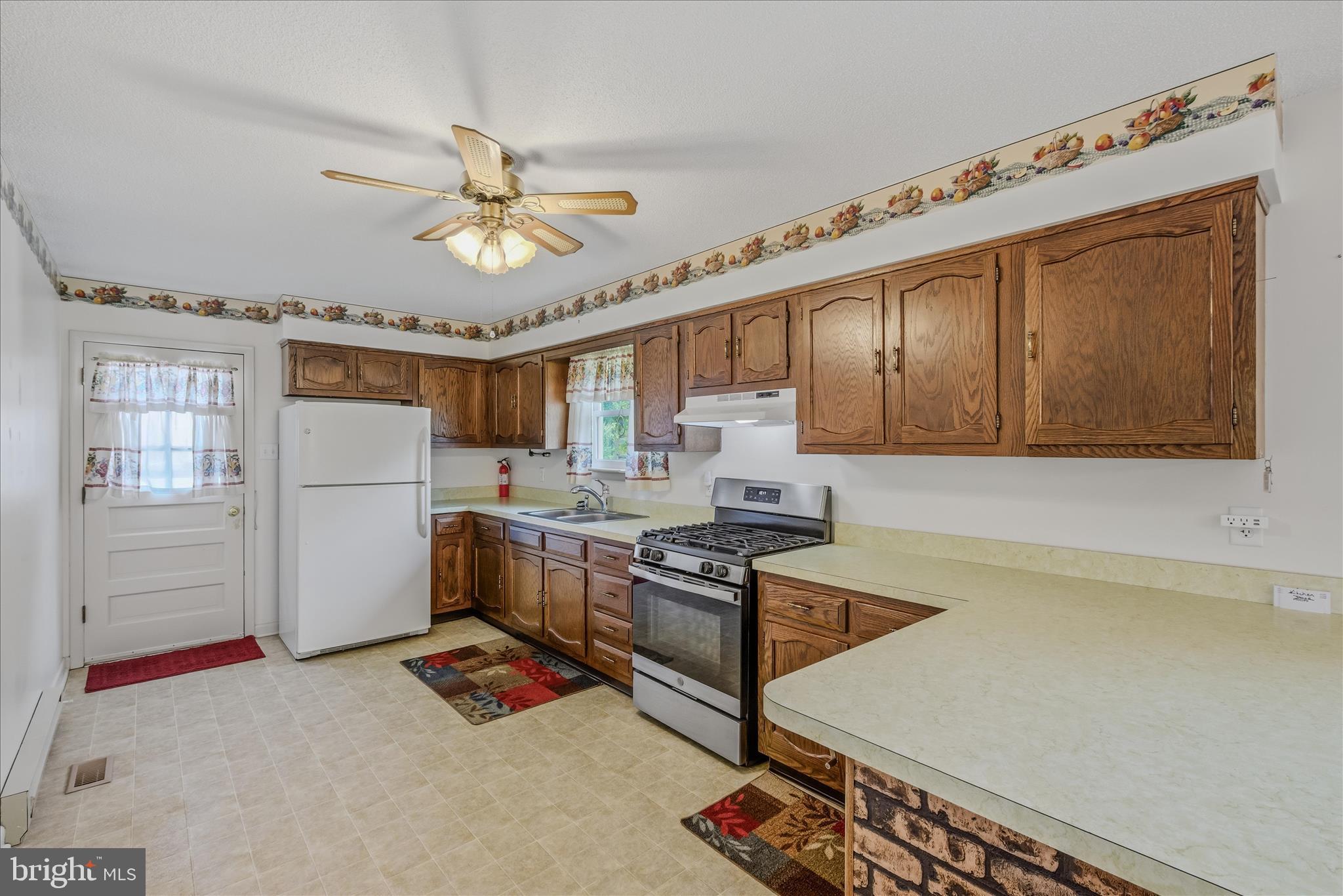 1172 Three Run Road Inwood, WV 25428 - Photo 12 of 51 Kitchen