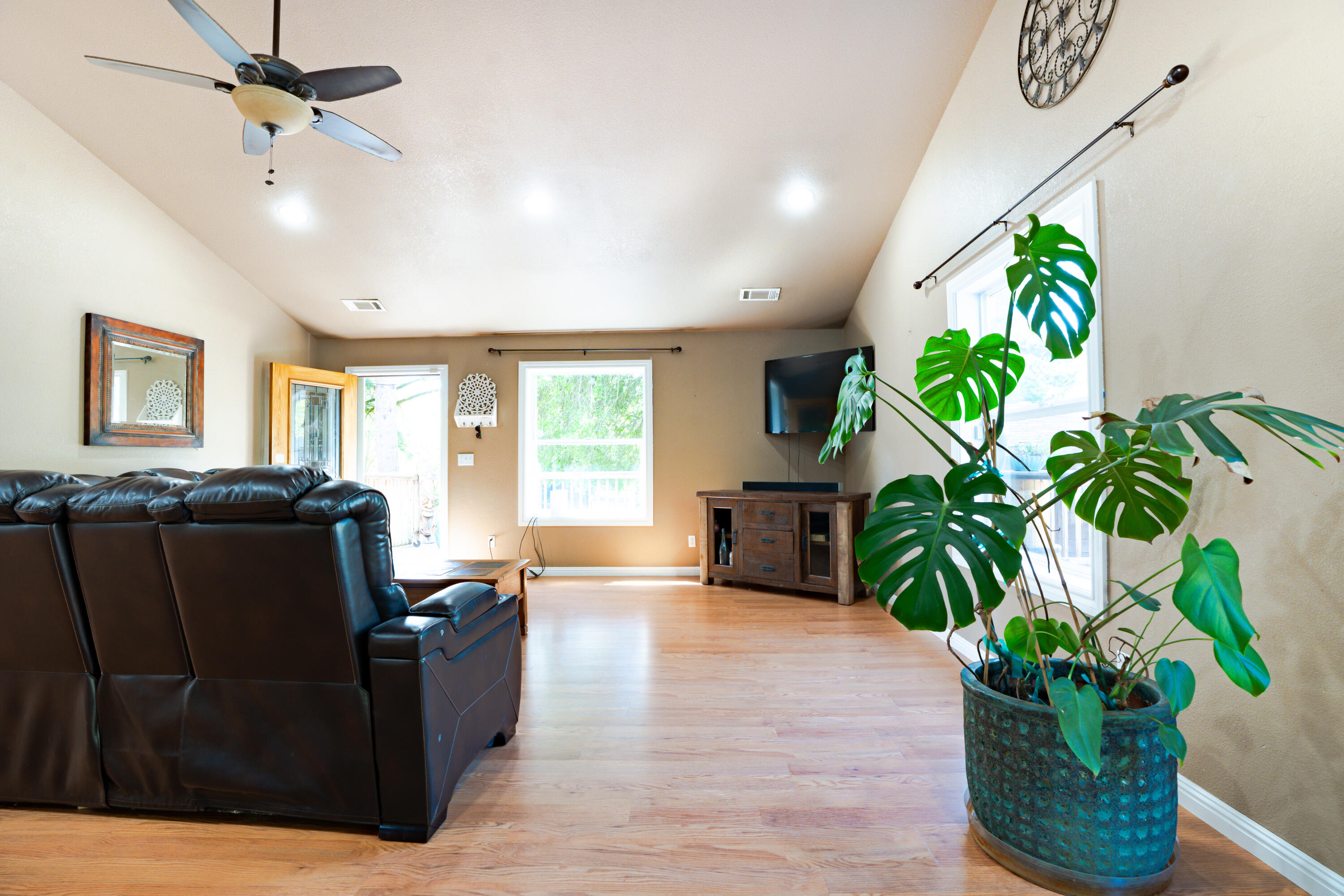 421 N Road Scotia, CA 95565 - Photo 9 of 56