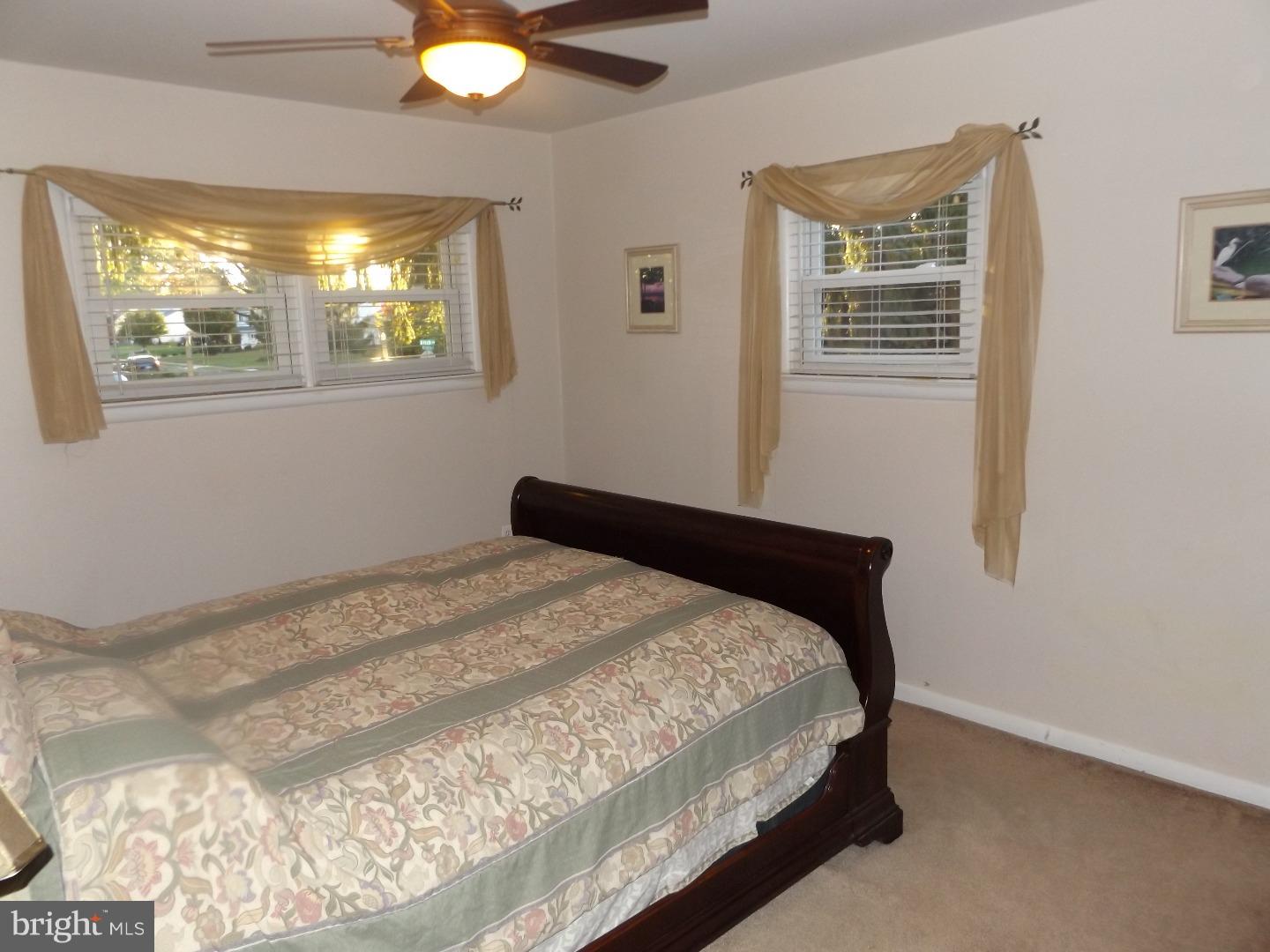 987 Birch Road Warminster, PA 18974 - Photo 8 of 16