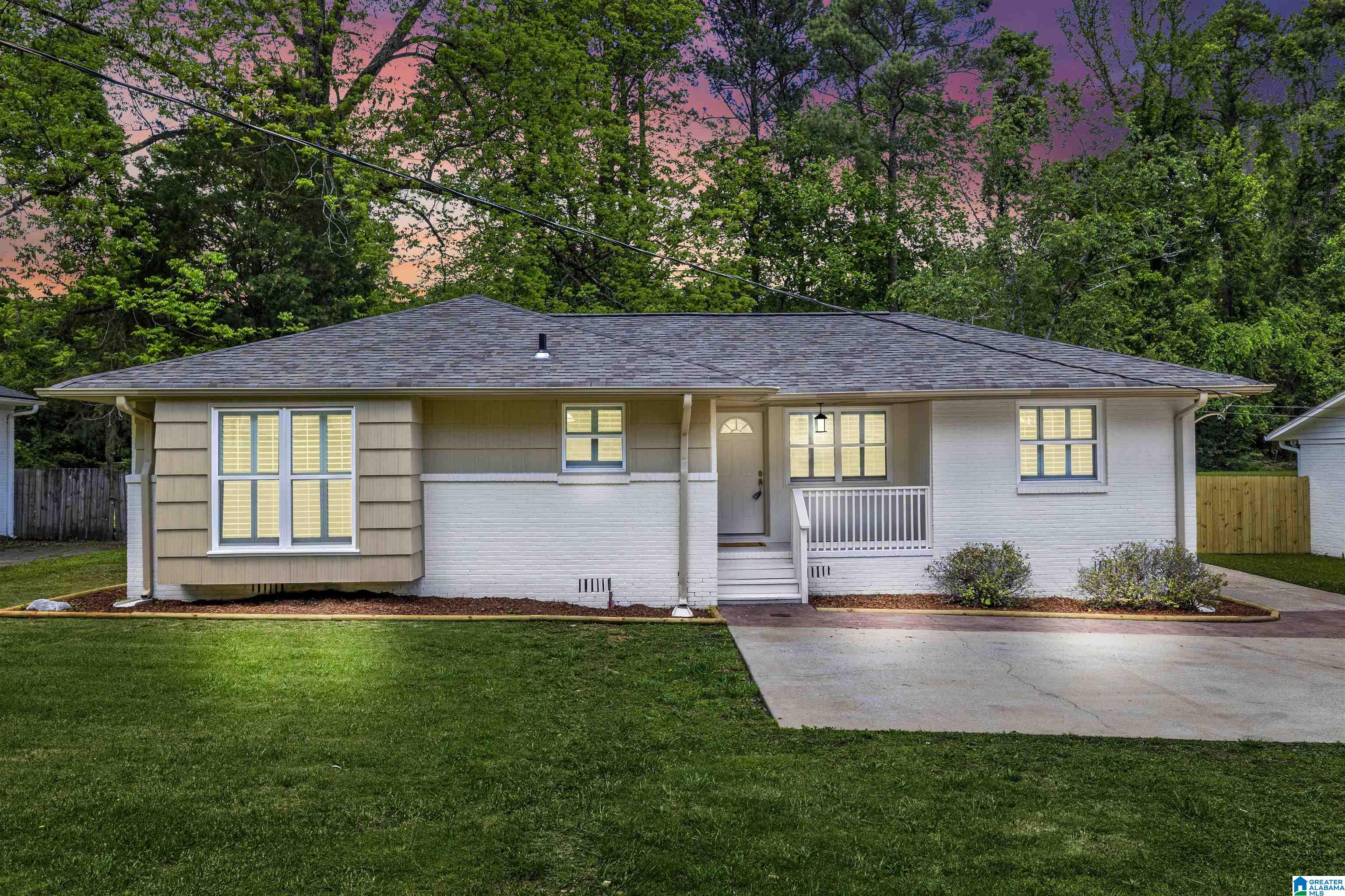 1620 Cresthill Road Birmingham, AL 35213 - Photo 1 of 32