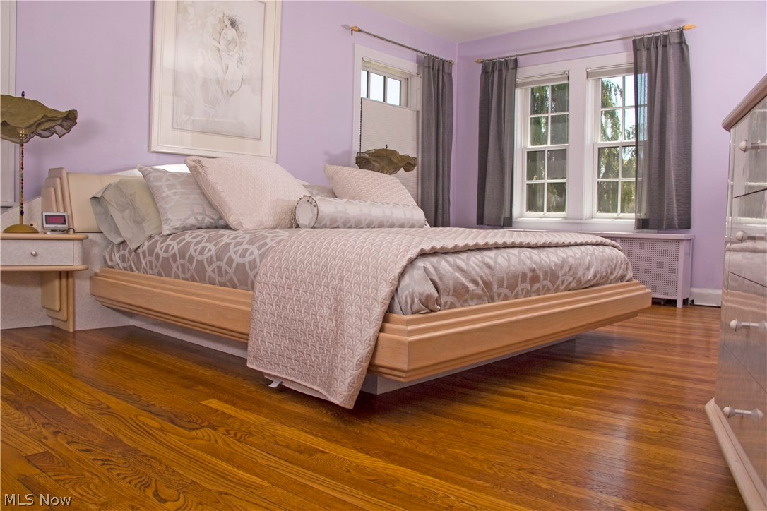 17611 Berwyn Road Cleveland, OH 44120 - Photo 12 of 17 Sophisticated Master Bedroom on the 2nd Floor.