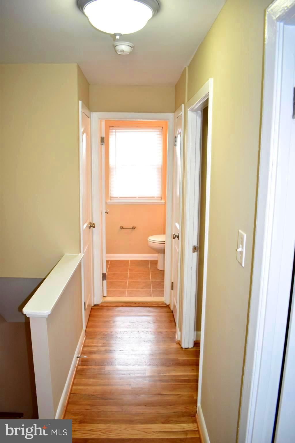 630 Charraway Road Baltimore, MD 21229 - Photo 17 of 27 Upper Level Hall
