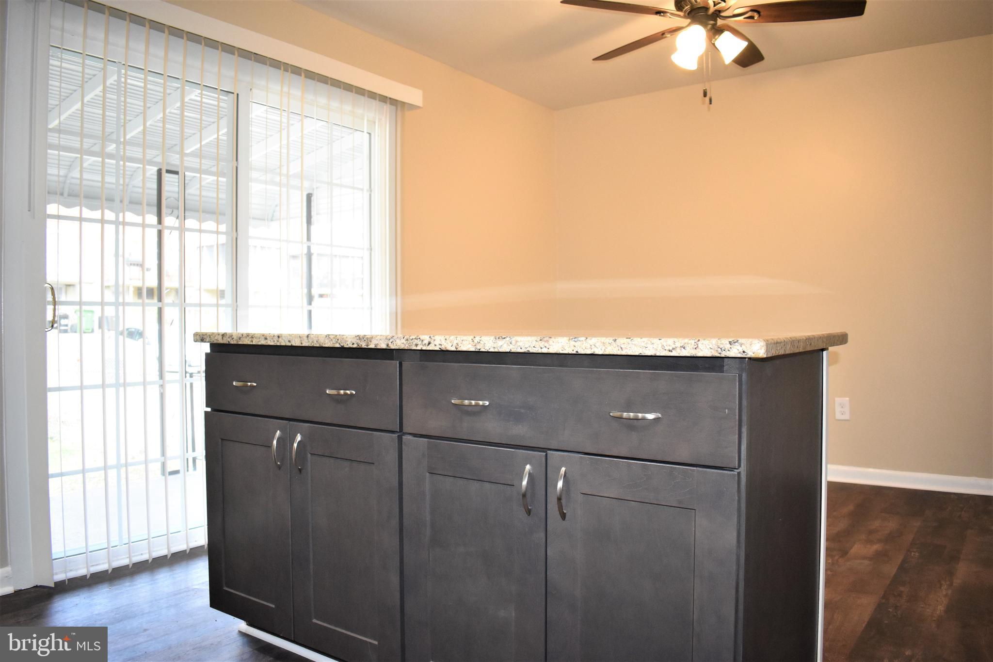 630 Charraway Road Baltimore, MD 21229 - Photo 8 of 27 Granite Counters & Extra Storage