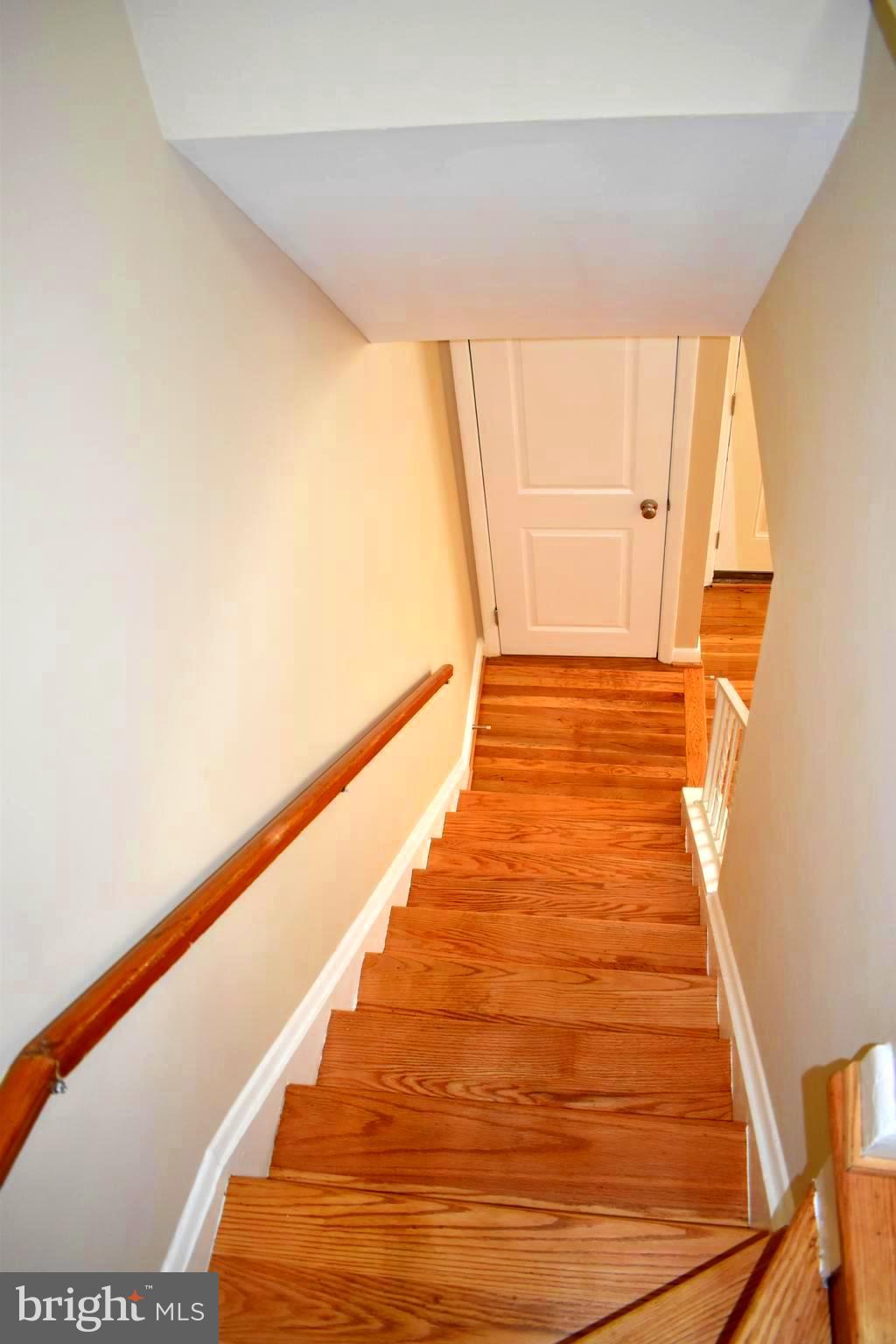 630 Charraway Road Baltimore, MD 21229 - Photo 10 of 27 Beautiful Wood Floors
