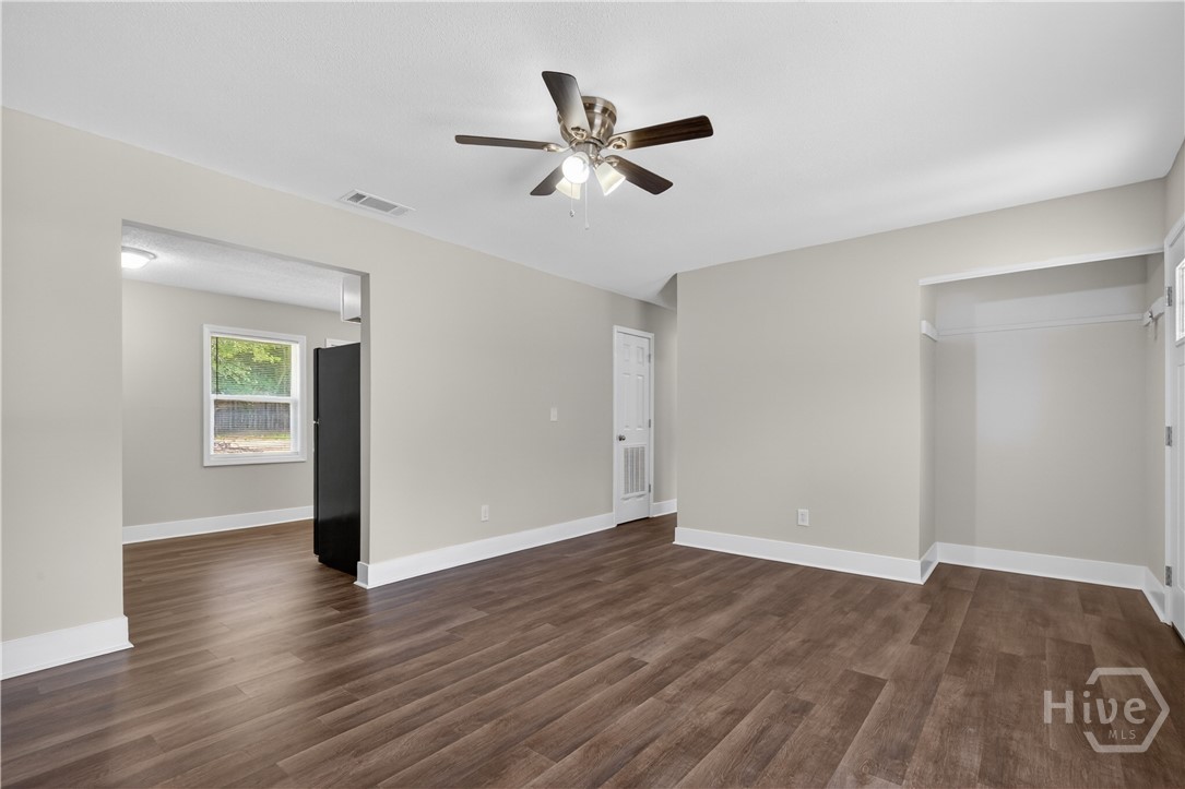 109 Elm Street Claxton, GA 30417 - Photo 4 of 24