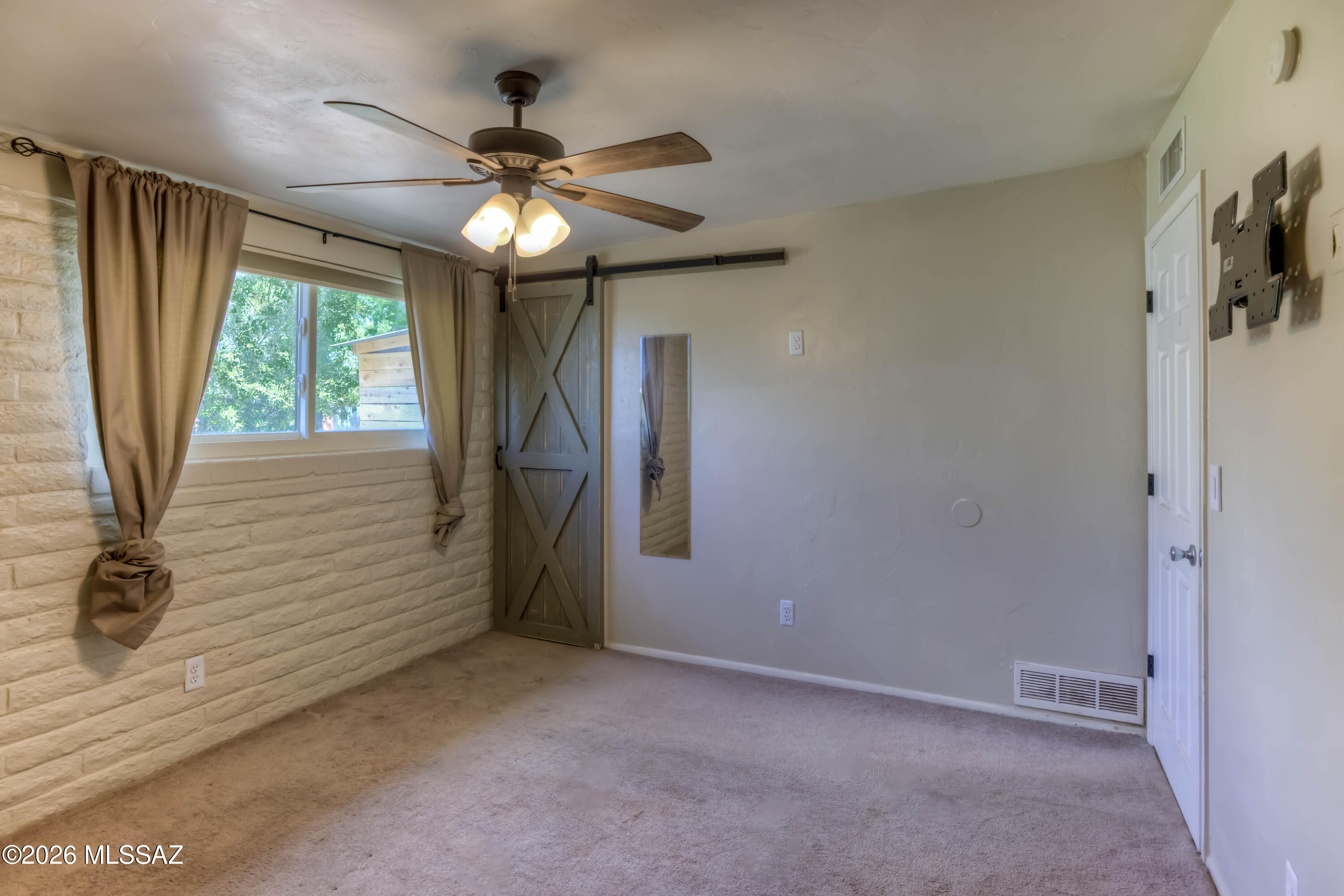 8437 East Rolling Ridge Street Tucson, AZ 85710 - Photo 19 of 33