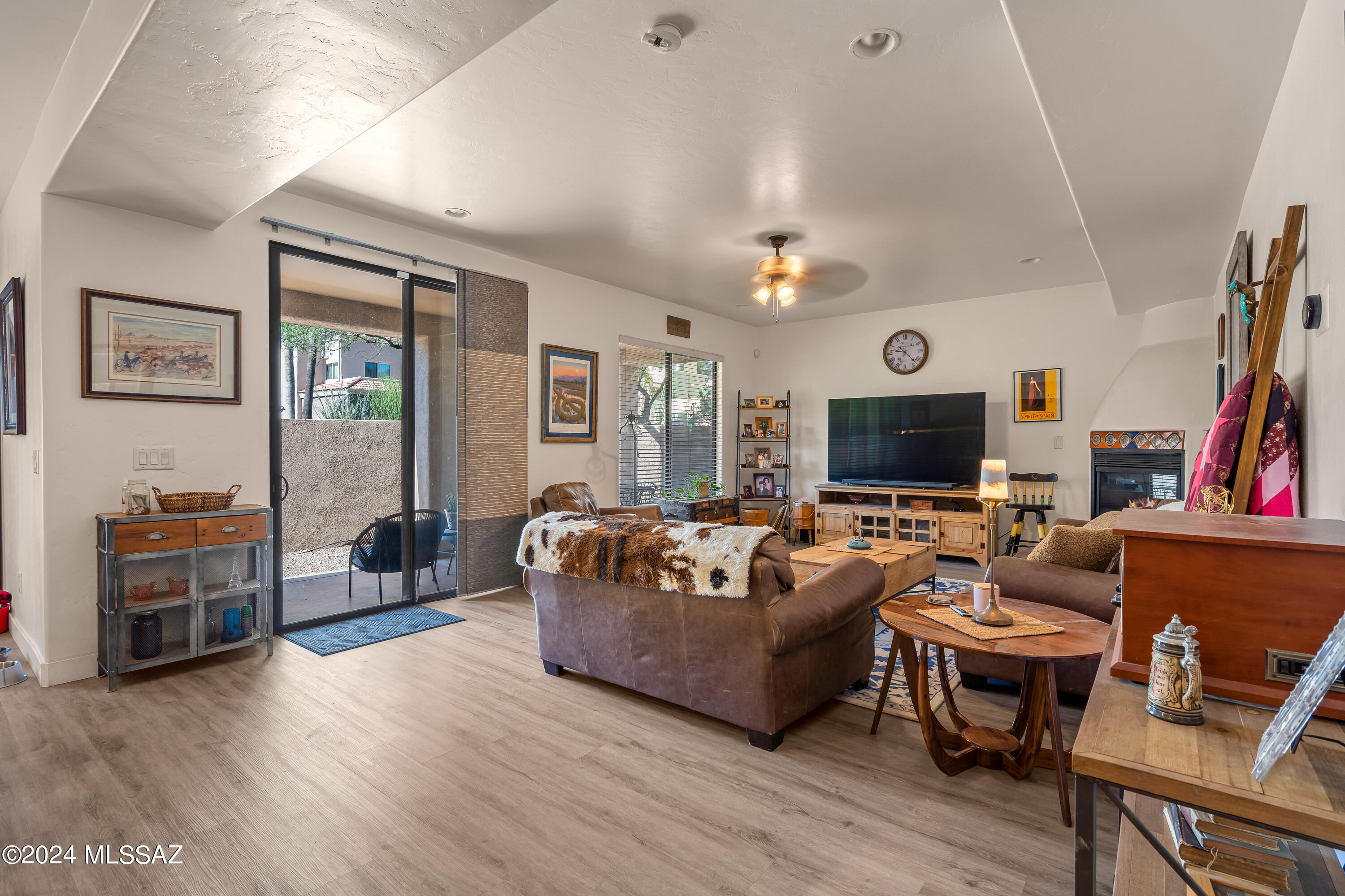 450 South Stephanie Loop Tucson, AZ 85745 - Photo 9 of 33