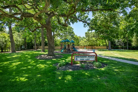 $699,000 | 1938 Lincoln Avenue, Northbrook, IL 60062