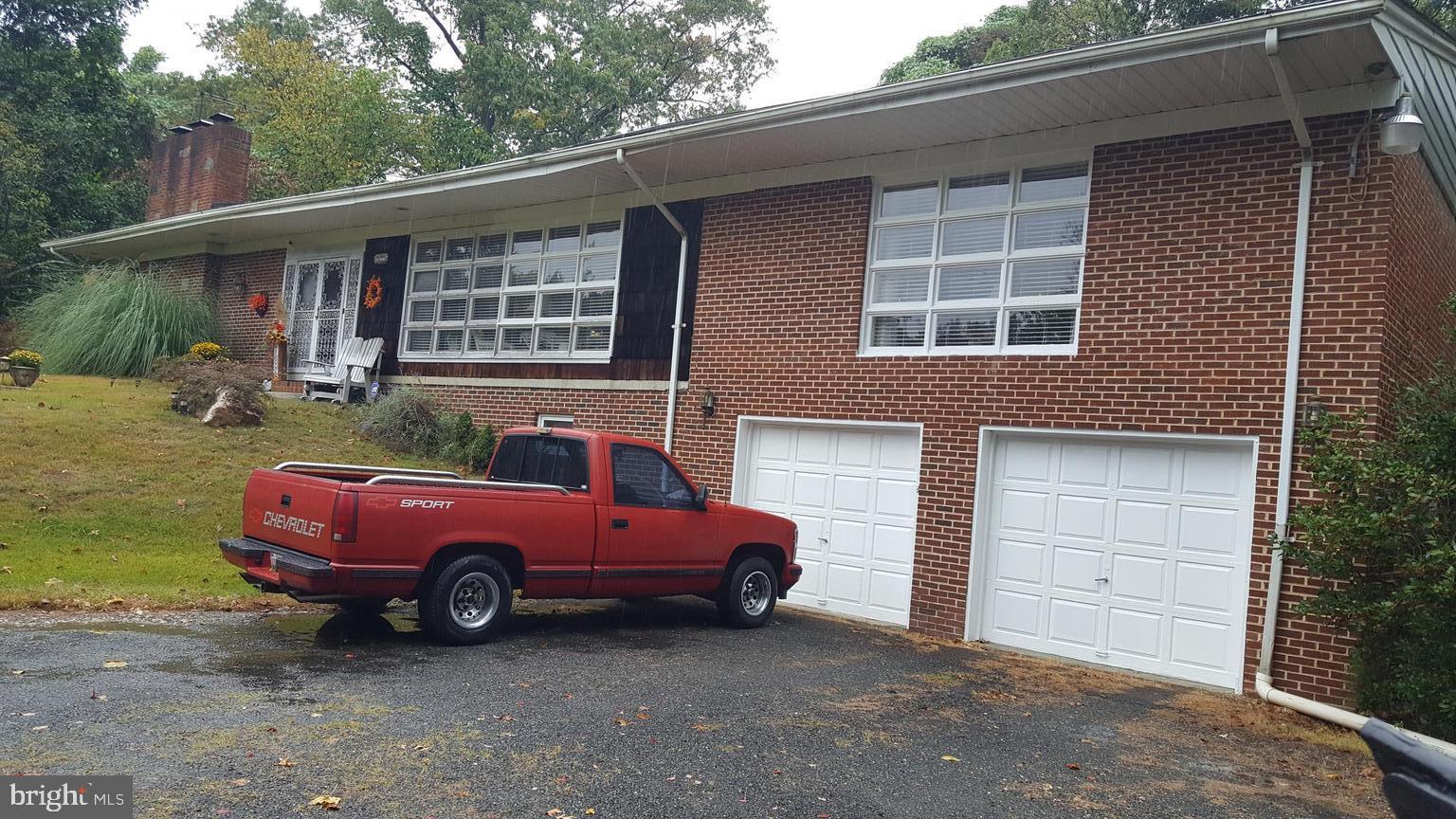 9908 Old Ardwick Ardmore Road Springdale, MD 20721 - Photo 2 of 24 2 Car Over-sized Garage w/Workshop