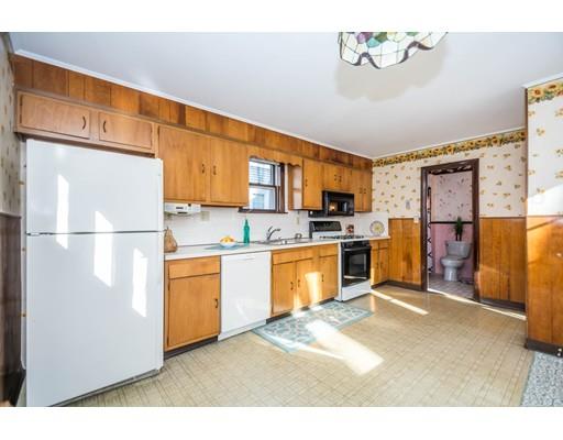 57 Cedar Street Wakefield, MA 01880 - Photo 9 of 25 Gallery Image 9