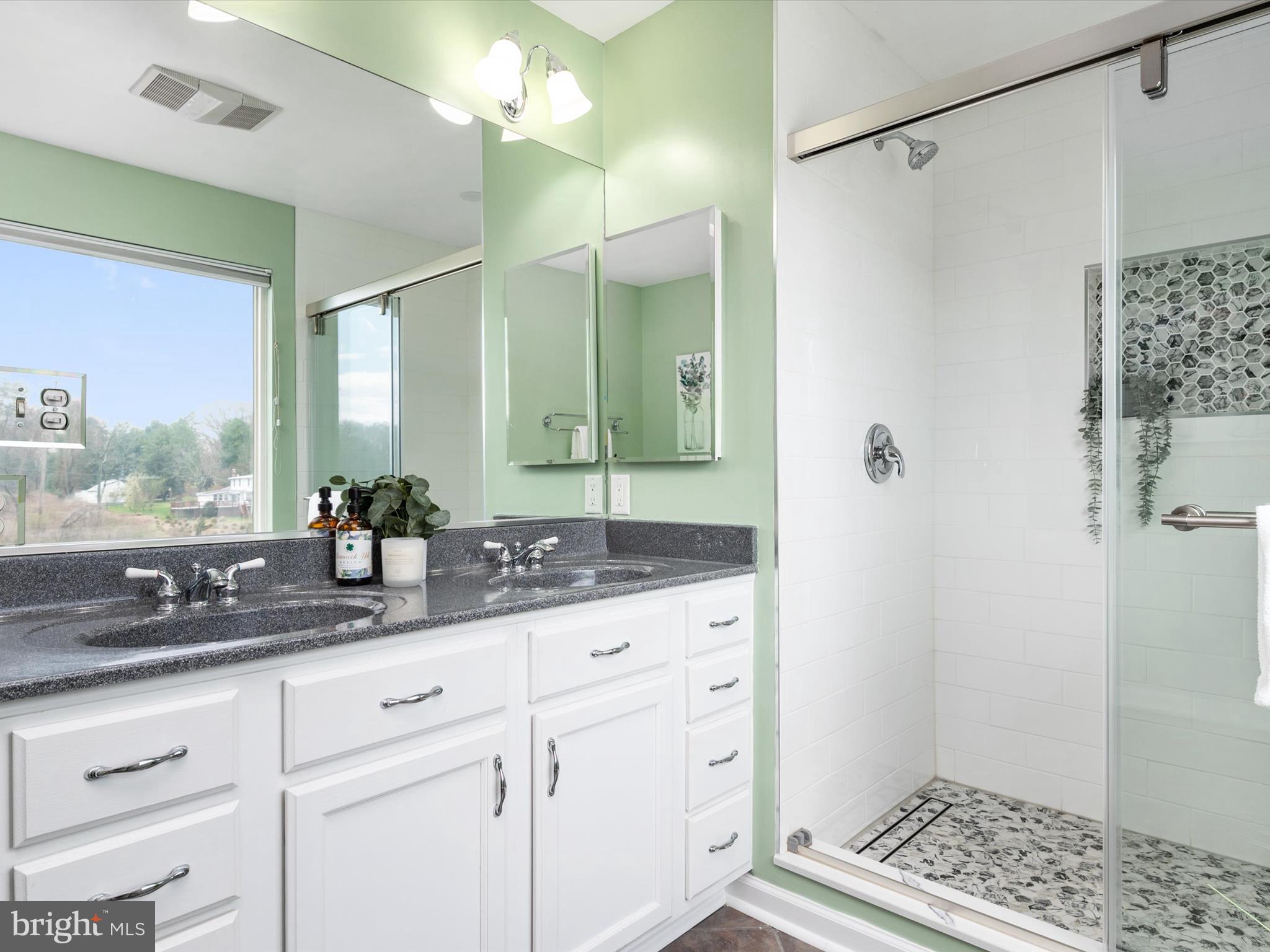 426 Riverside Drive Pasadena, MD 21122 - Photo 17 of 59