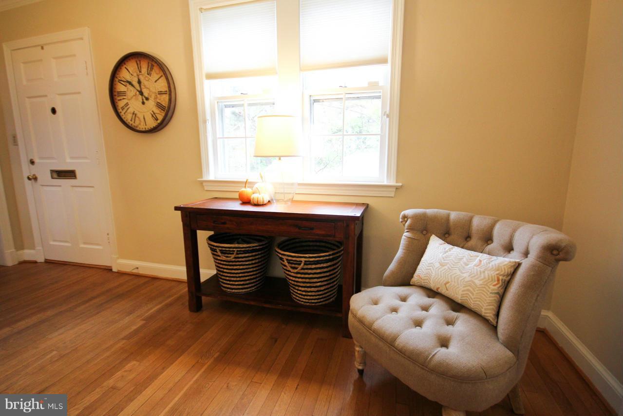 409 Schuyler Road Silver Spring, MD 20910 - Photo 6 of 30 Living Room