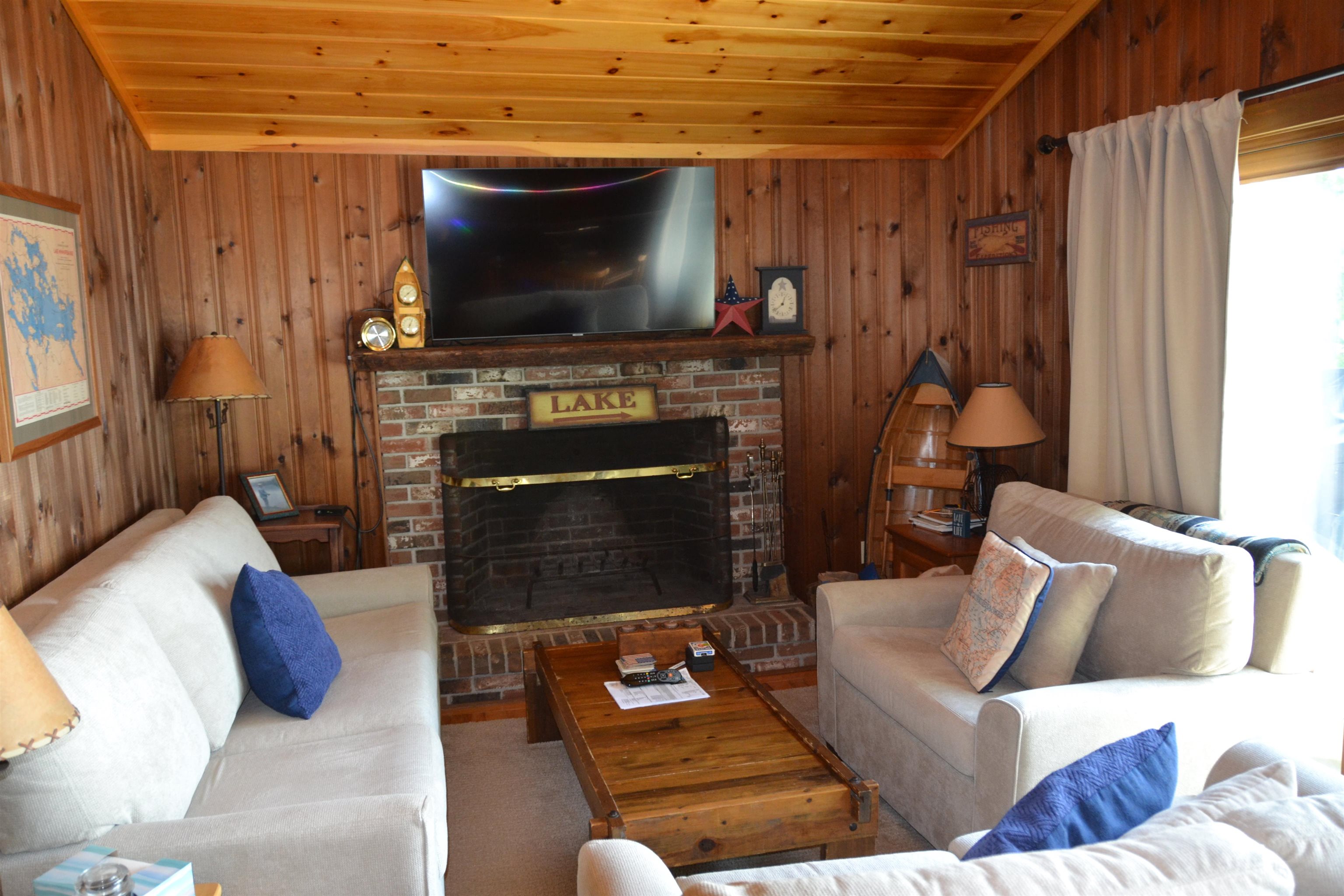 7 Earl Shore Road Wolfeboro, NH 03894 - Photo 23 of 33