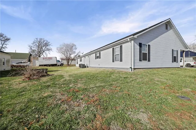 $220,000 | 1000-1002 Olive Street, Chillicothe, MO 64601