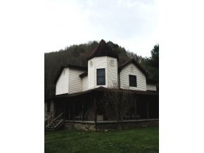 10397 Rumley Branch Road Pound, VA 24279 - Photo 2 of 24 Side view